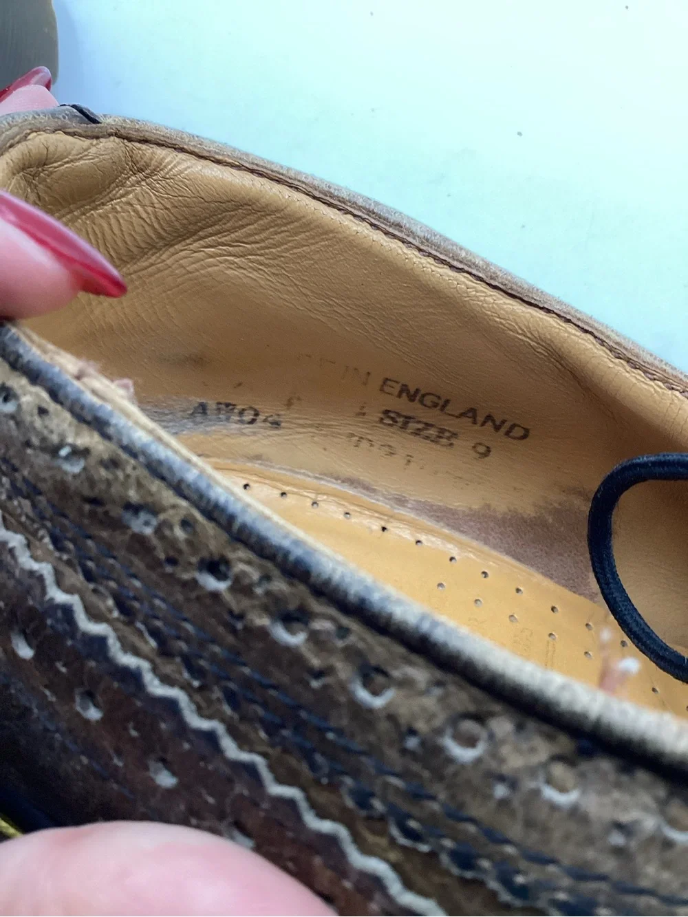 Dr. Martens Brown Leather Wingtip Brogues sz 9